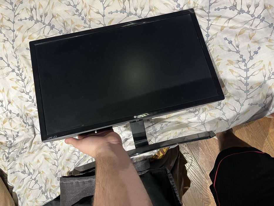 Монітор LG діагональ 21,5