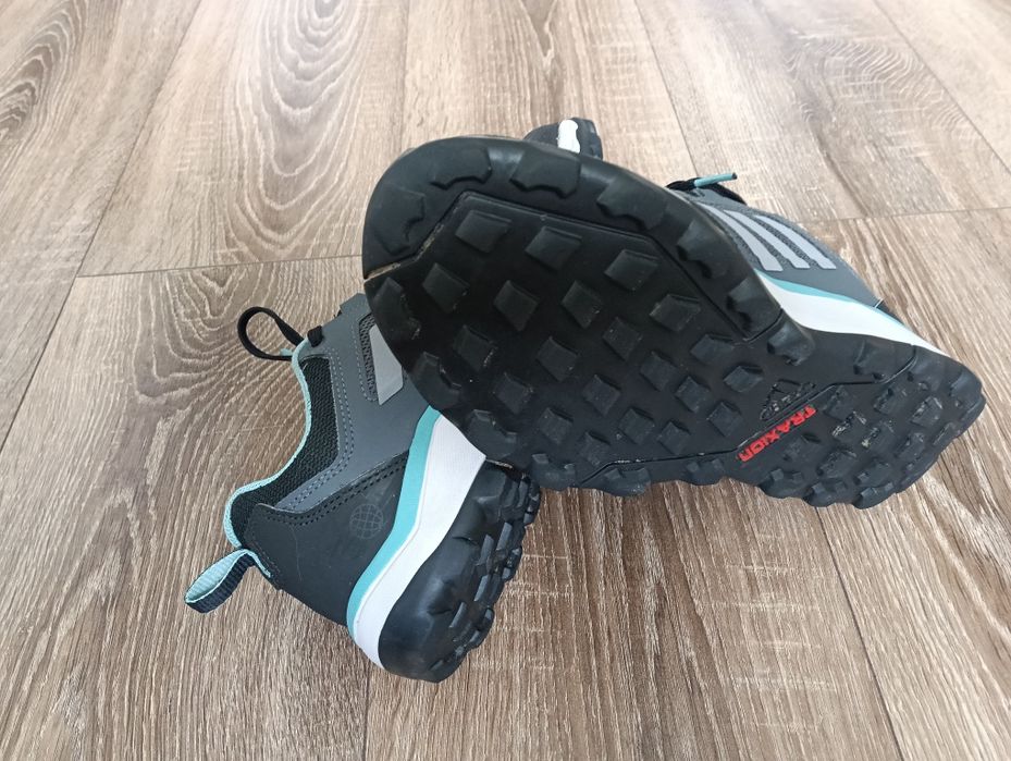 Buty  damskie adidas terrex 38.5