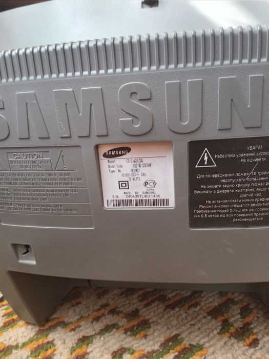 Телевизор samsung