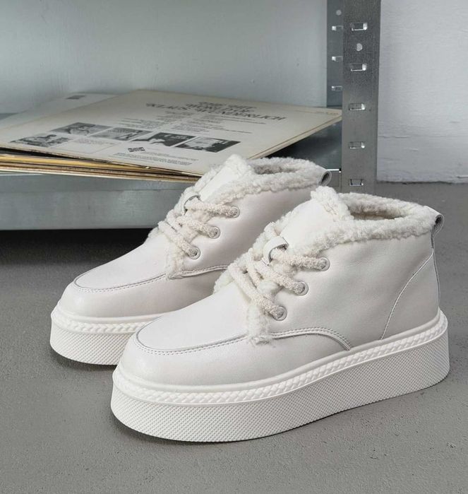 Женские Зимние белые кроссовки ботинки с мехом