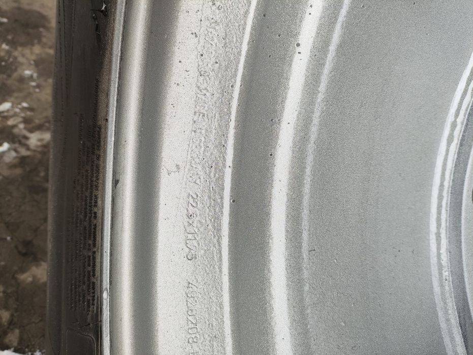 Продам резину на грузові автомобілі