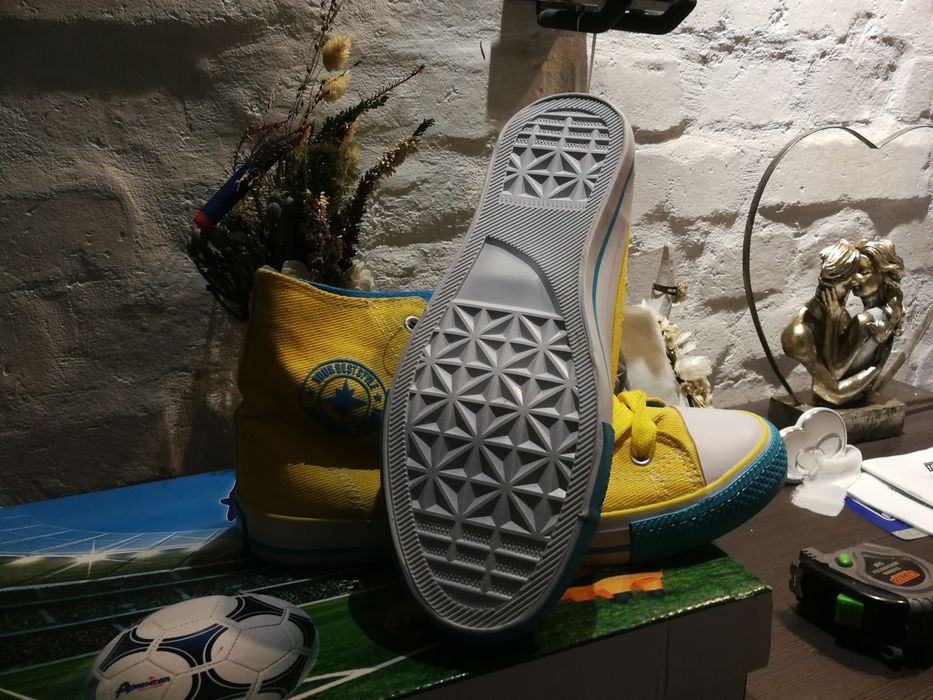 Trampki nowe rozmiar 39