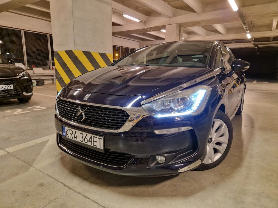 DS Automobiles DS 5