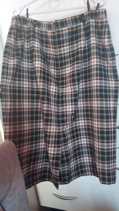 Спідниця в клітку жіноча