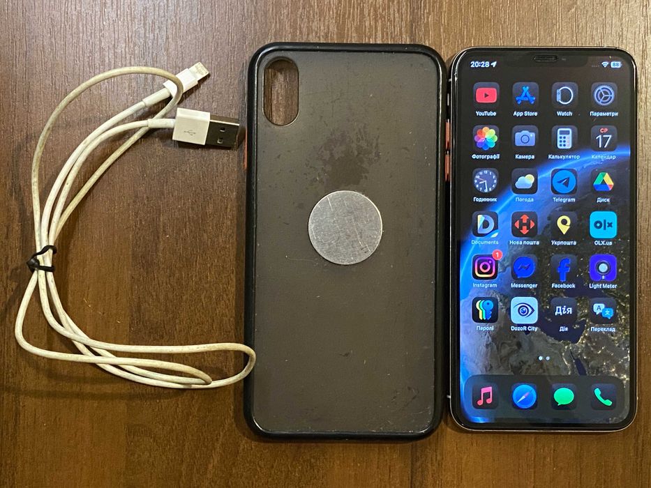 iPhone XS Max Silver 256GB. Neverlock. Все працює. Все рідне. Чохол.