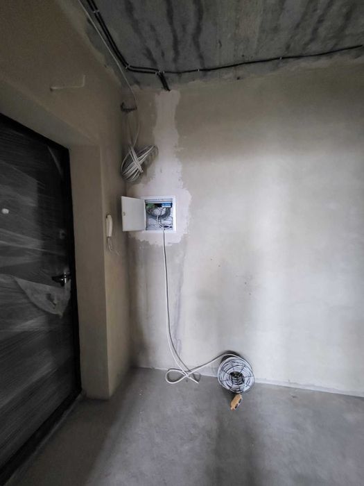 1 кім квартира з частковим ремонтом в готовому будинку!