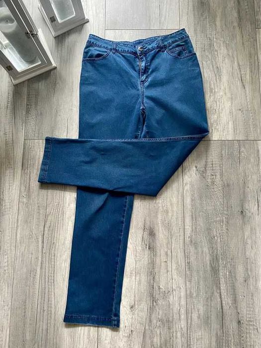 Damskie jeansy r.38 Lafei-Nier