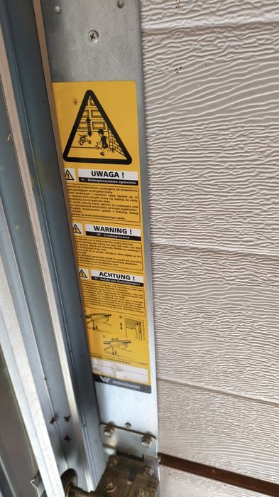 Brama garażowa - Wiśniowski, automatyka