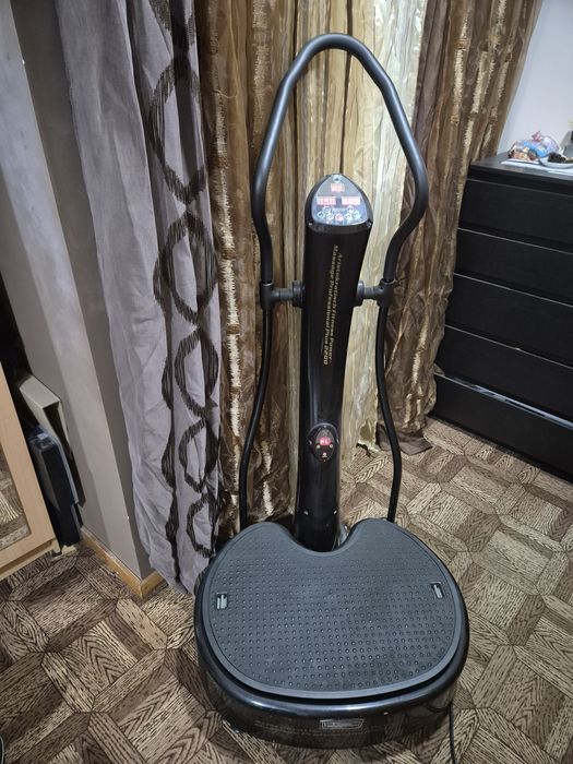 Plataforma vibratória.Aristokratisch Fitness Power Massage Professional Plus 2200