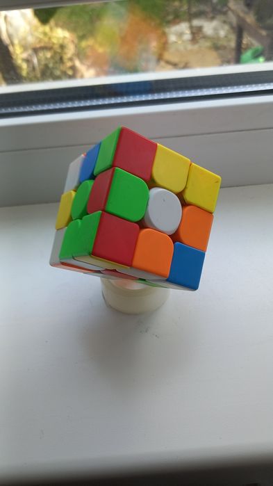 Продається кубік рубік