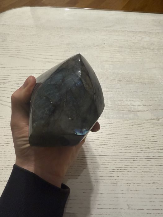 Продам камінь Лабрадор