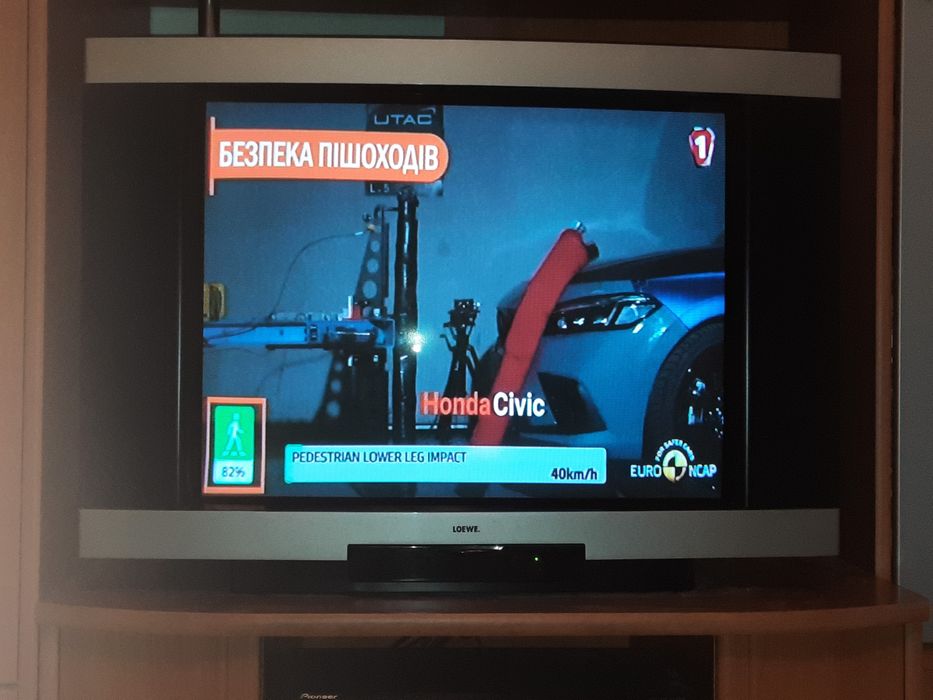 ПРОДАМ культовый ретро HI-End телевизор Loewe Arcada 8772 ZP 2003 г.в.