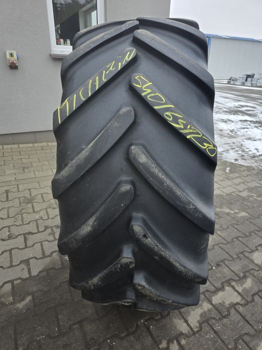 Opona  540/65R30 Michelin