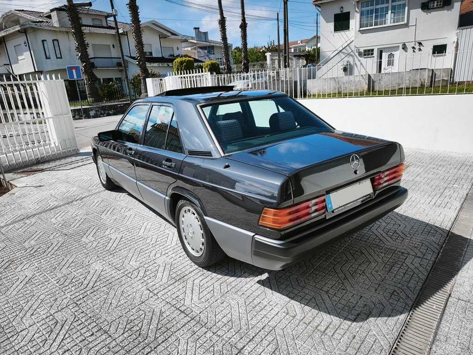 Mercedes-Benz 190D