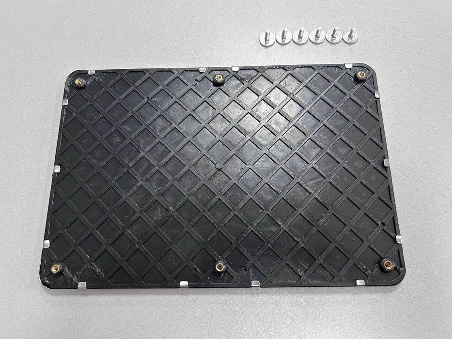 Авто коврики подпятник підп'ятник для BMW E46 E60 E39 E70 E53 E90 F30