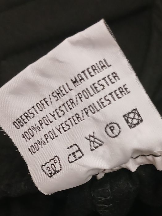 Воротарські нові  штани DERBYSTAR з захистом.на зріст 164  см