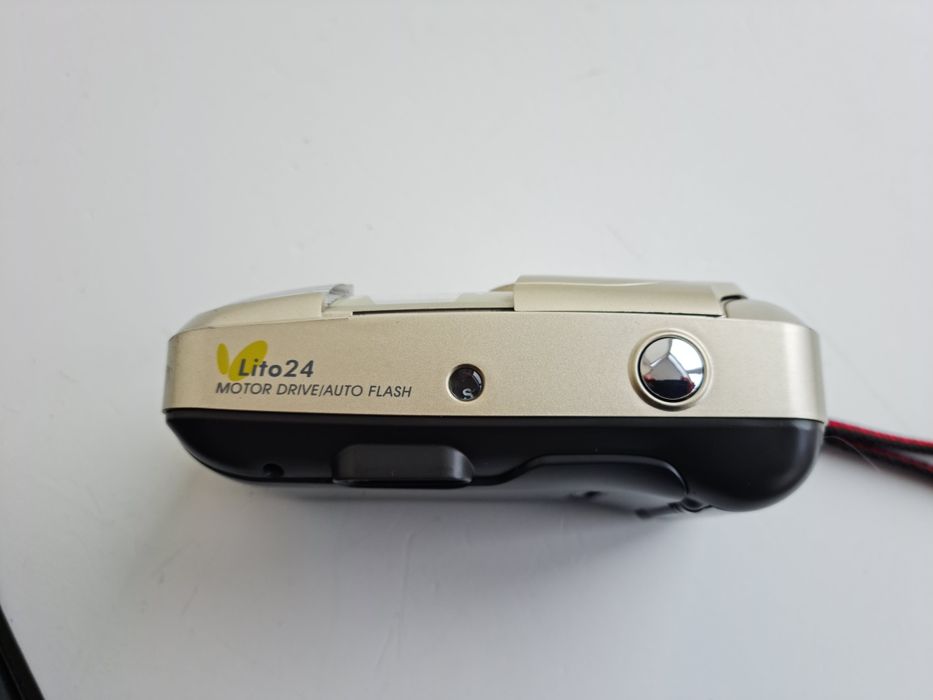 Плівкових фотоапарат Skina Lito 24  Japan