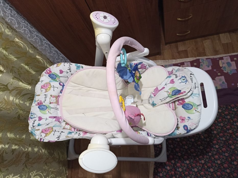 Продам крісло-гойдалку від народження до трьох років
