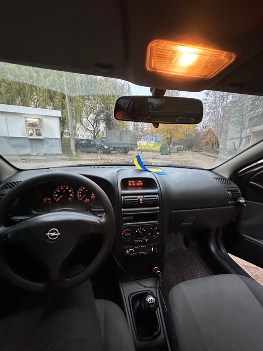 Avto Opel Astra 2008