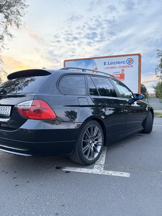 BMW  e91 panorama,navi,M