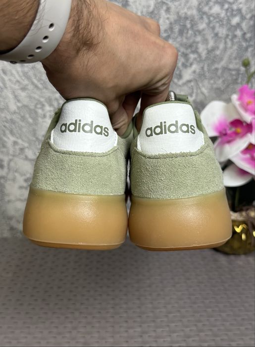Adidas Barreda Decode кроссовки 42 размер кожаные спортивные хаки