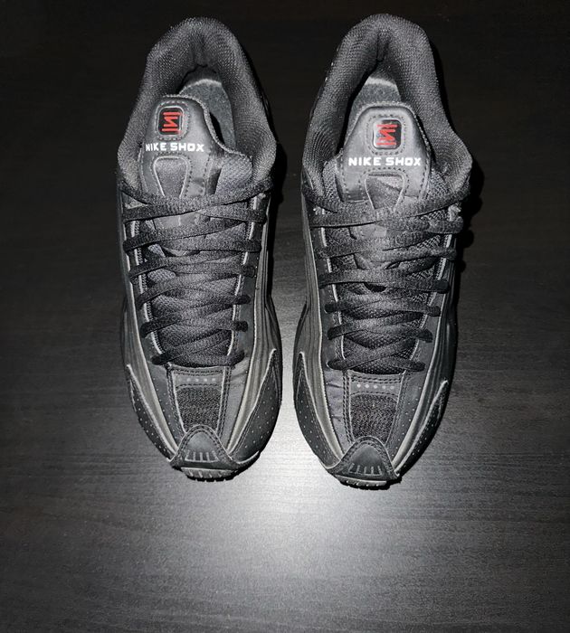 Sapatilha Nike shox R4
