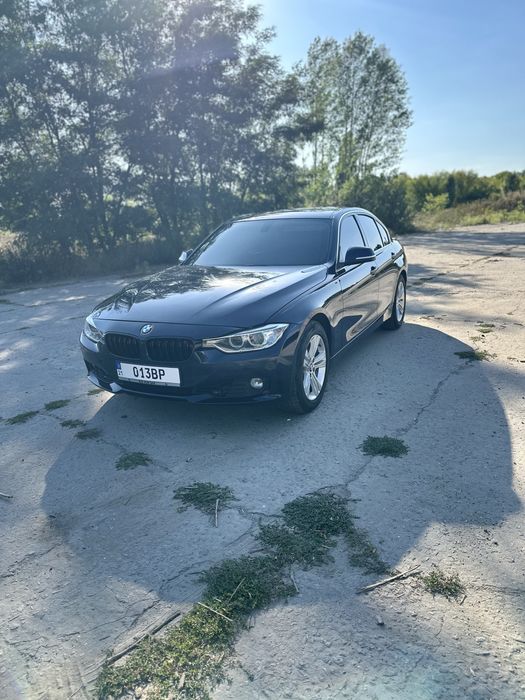 BMW F30 328i Luxury Line