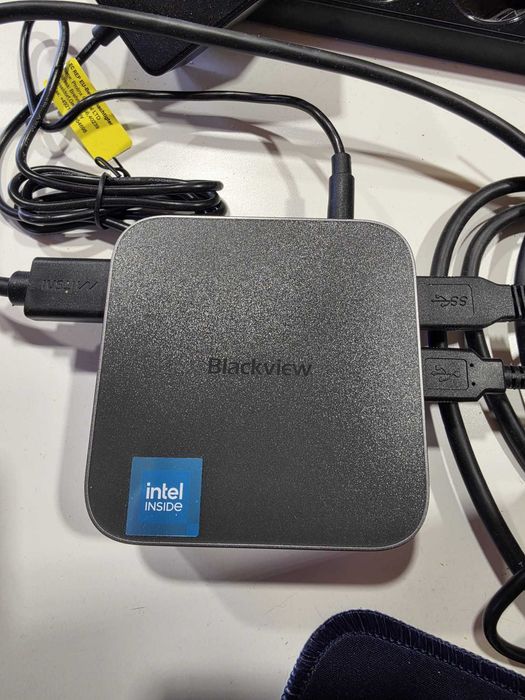 Mini PC Blackview y Monitor Touch IIYAMA