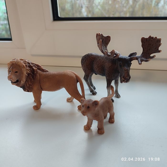 Фігурки звірів Schleich