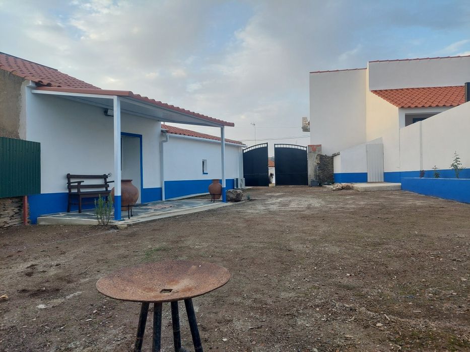 Casa no alentejo a 5km de praias fluviais monsaraz azenhas del rei