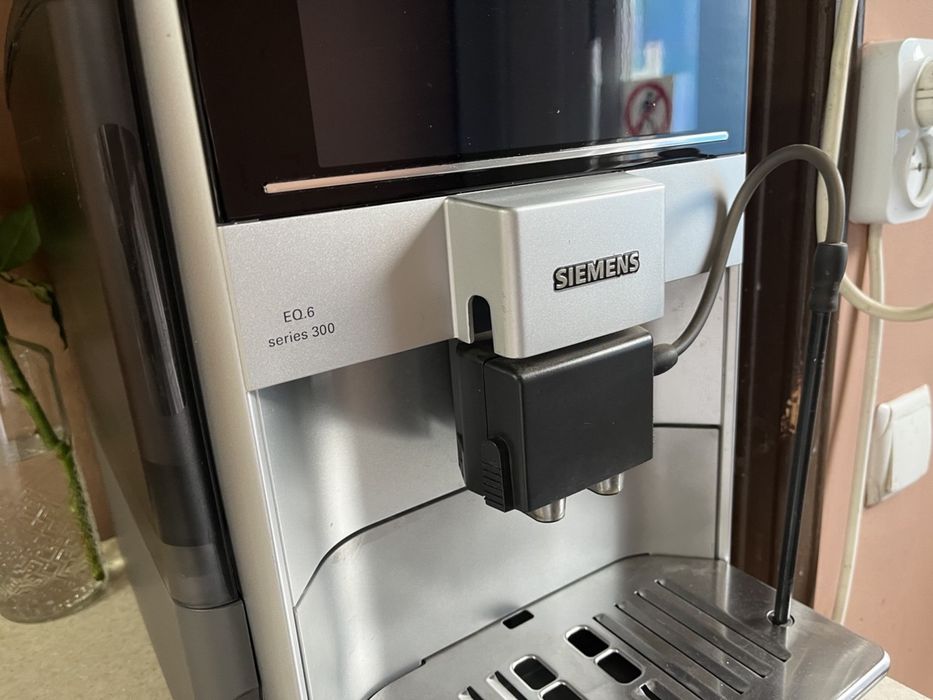 Кавомашина Siemens EQ.6 Series 300
