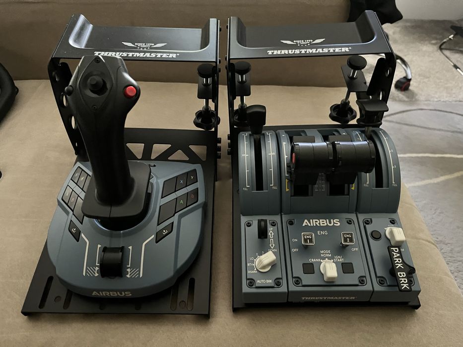 Thrustmaster TCA Airbus Edition - PC e Xbox + Bases