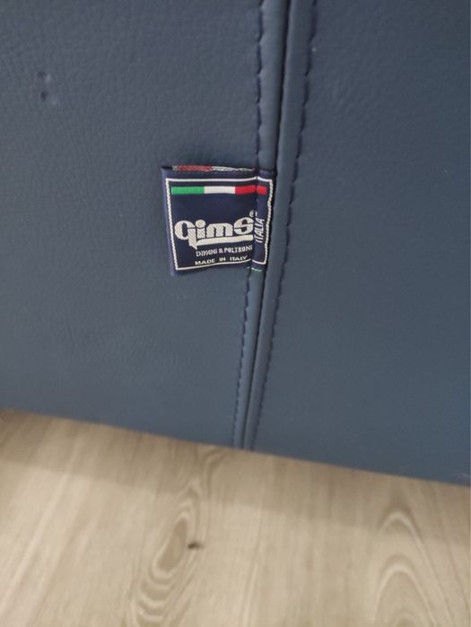 2 Sofás de Pele Italiana