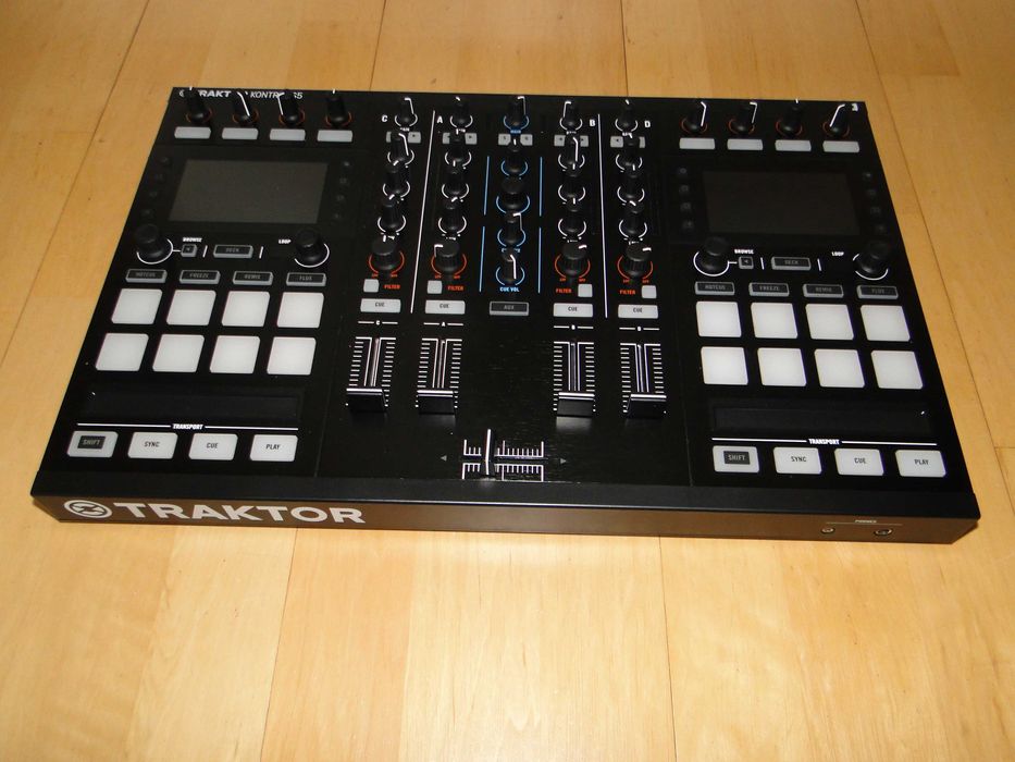 Flagowy Kontroler Dla DJ Native Instruments TRAKTOR KONTROL S5.Okazja