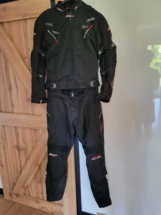 Sprzedam kombinezon motocyklowy rst