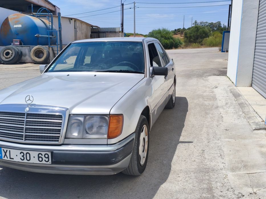 Mercedes Benz 200d (w124)