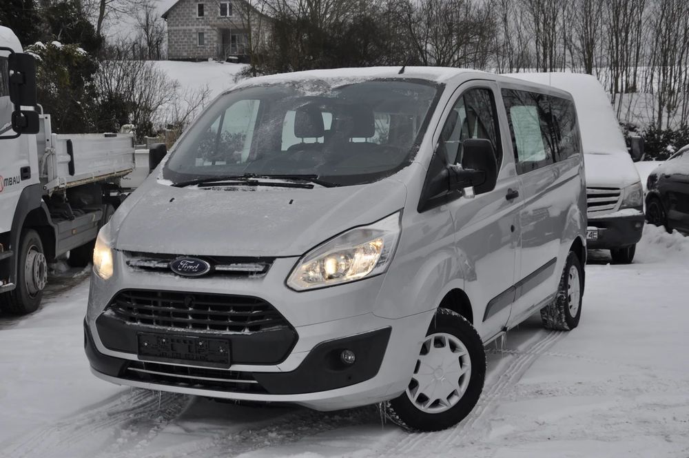 Ford Transit Custom 9 OSOBOWY 125KM klimatyzacja nawiewy skrzydelka