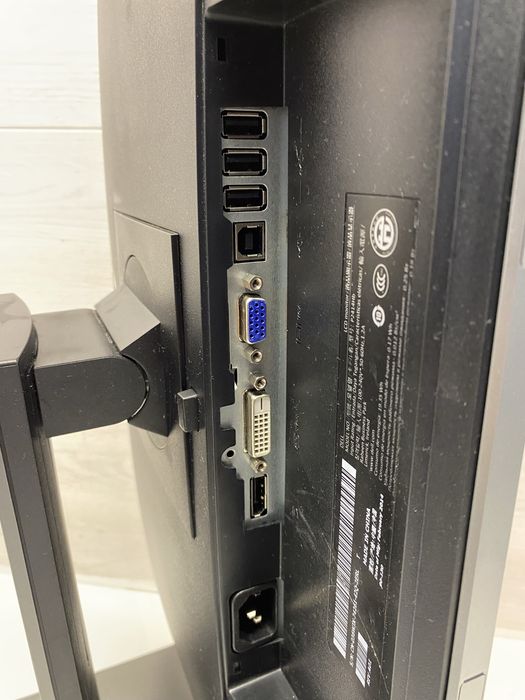 Монітор Dell P2414Hb — 24", IPS, без дефектів
