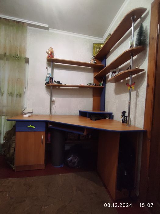 Продам спальний гарнітур