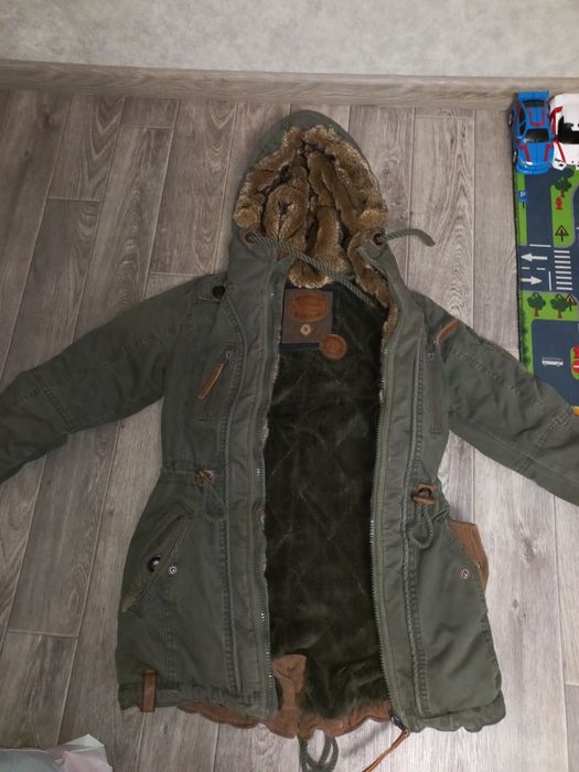 Продам парку .Розмір s