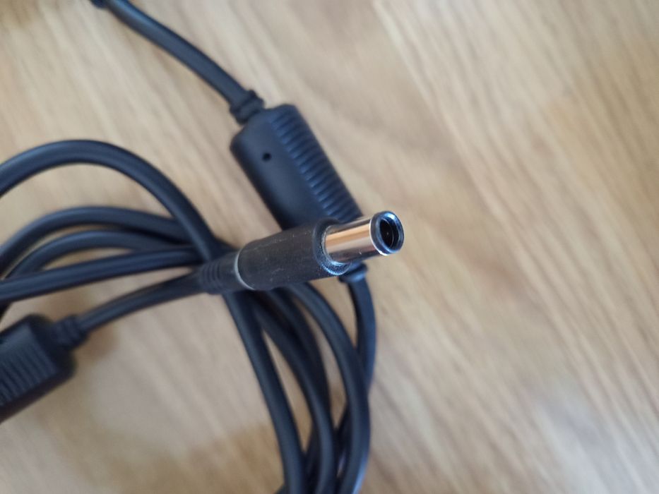 Dell carregador 240w427389904131215363