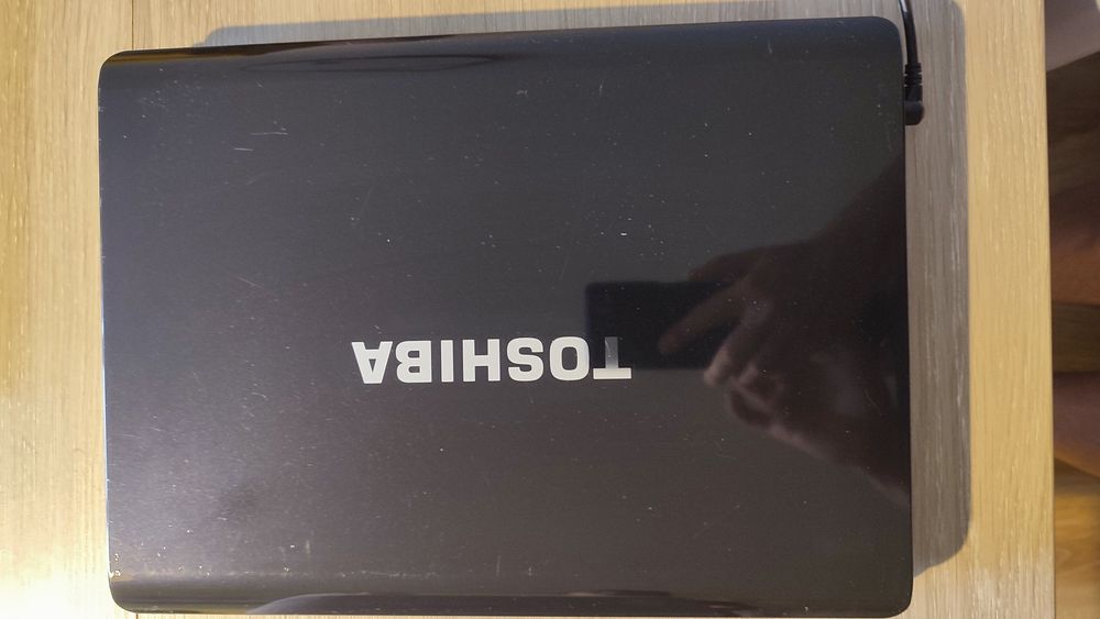 Laptop Toshiba Satellite 4gb ram 120ssd win10
