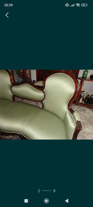 Dois canapés completamente novos