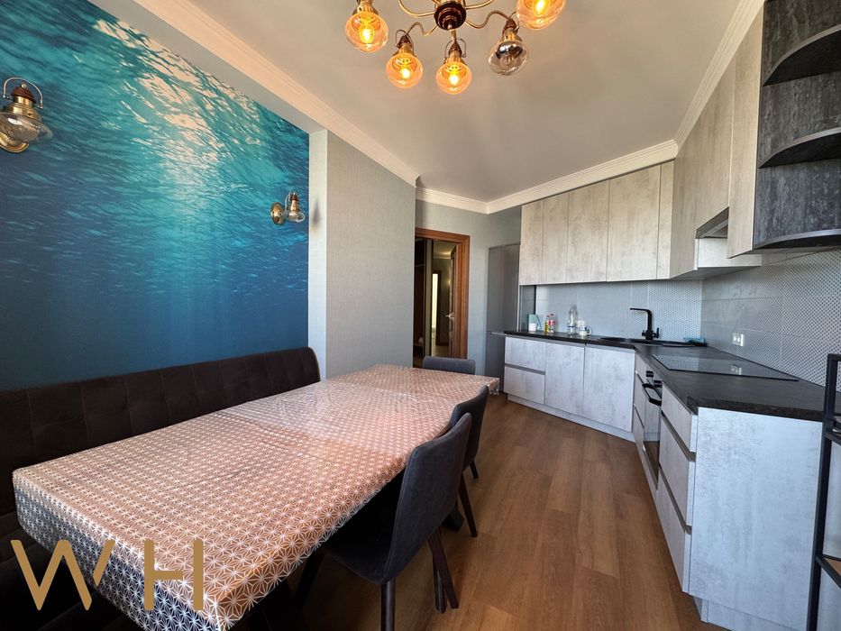 Продаж 2-кім., 70 м², вул. Новопольова 2, ЖК «Family & Friends», Без %