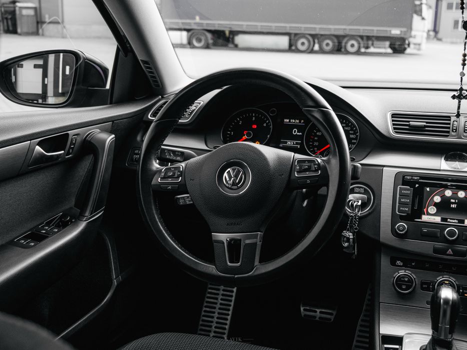 Volkswagen Passat 2013 VIN WVWZZZ3CZEE097137 фото оголошення 4 з 8