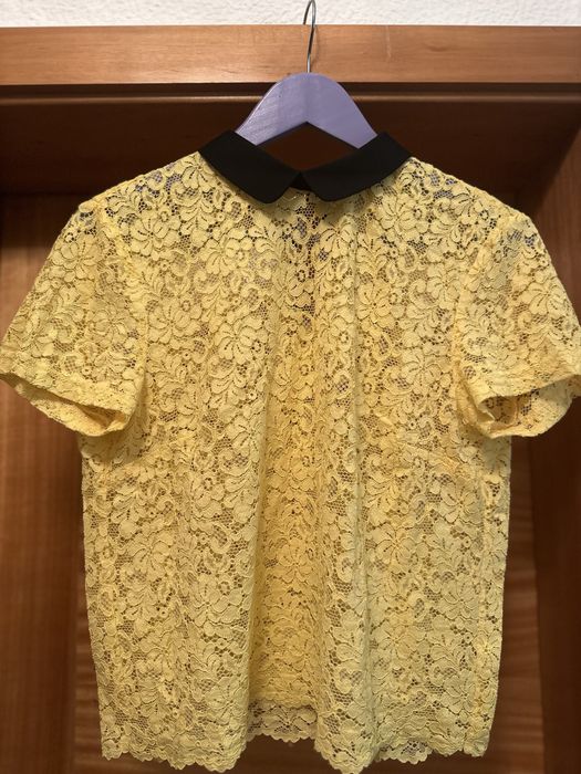 Blusa Amarela em renda