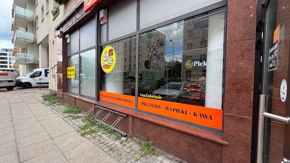 Lokal usługowo-handlowy Gdynia, Abrahama 51 – wejście od Obrońców Wybrzeża