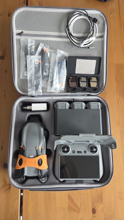 Dron Dji Air 3S FMC, RC2