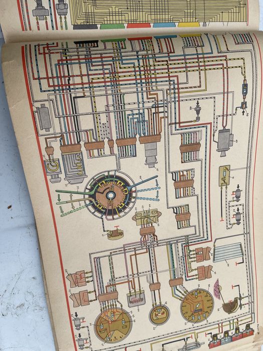 Книга каталог ваз 2105