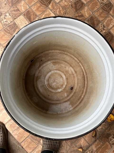 Кастрюля, Бак эмалированный .